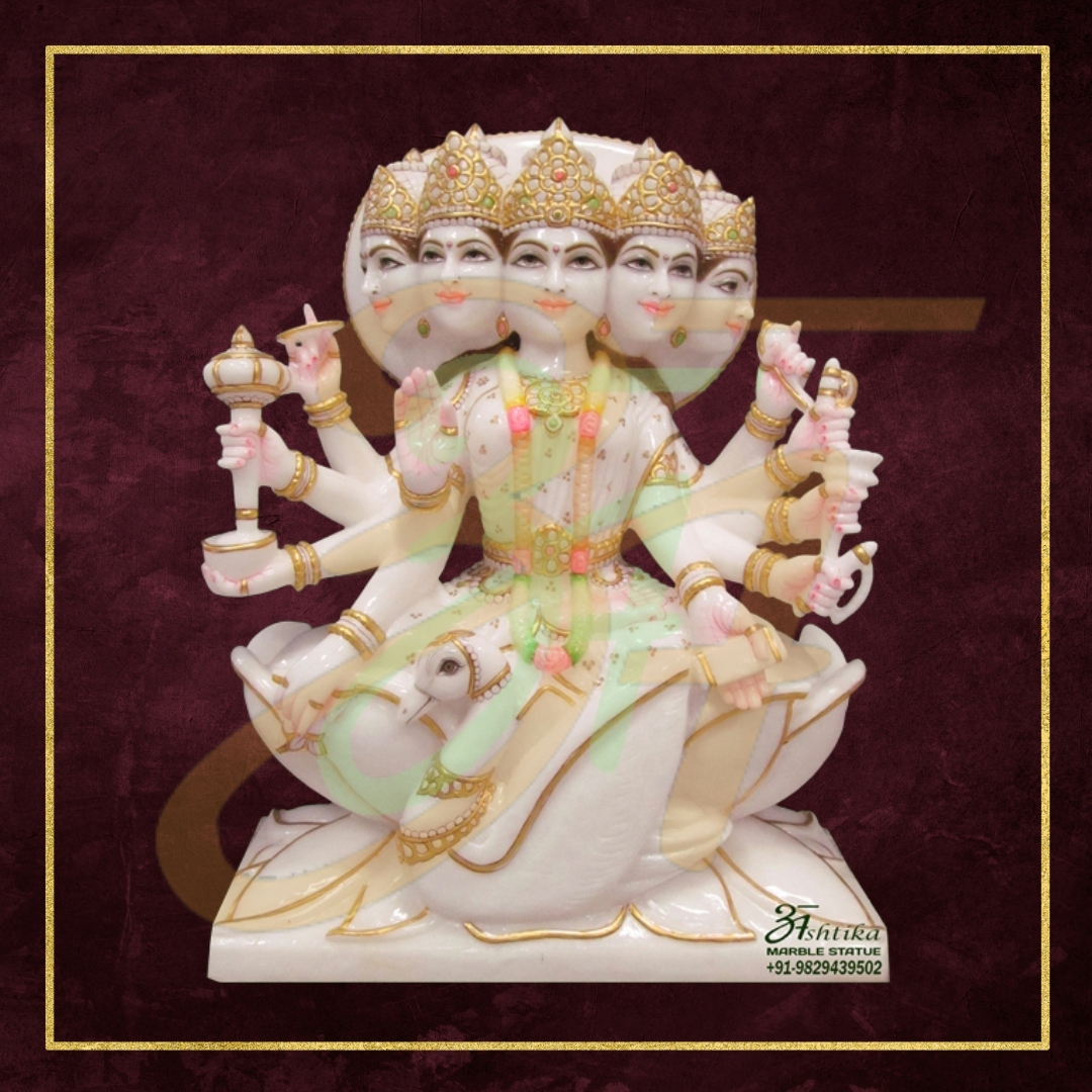 Gayatri Mata Statue 04